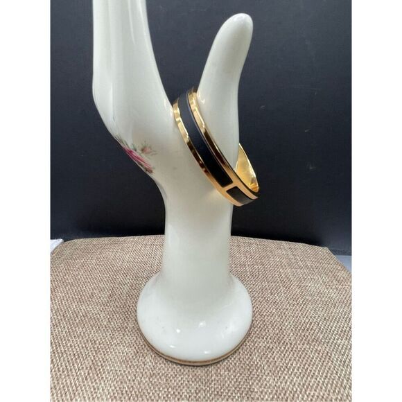 J. Crew Open Cuff Bangle Bracelet Gold Tone With Black Enamel For Smaller Wrists - Picture 1 of 7